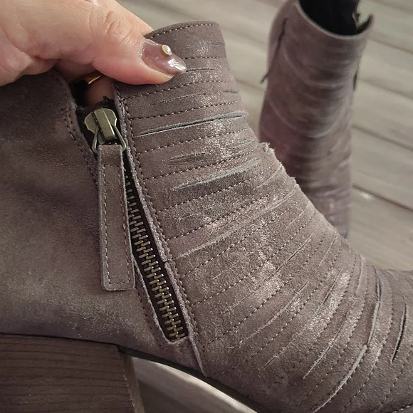 Paul Green Taupe Metalic Suede Ankle Booties Size Women's US 8.5